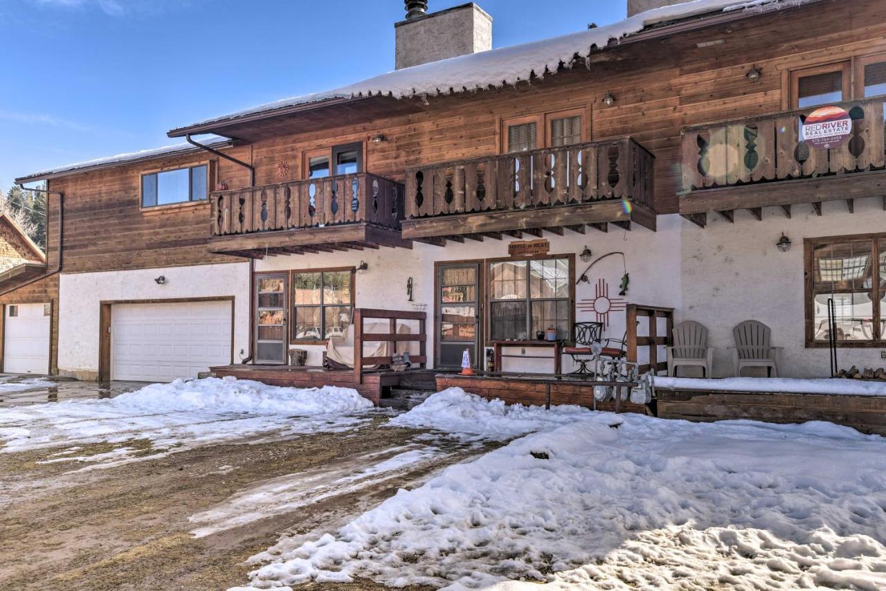 Downtown Red River Retreat With Mtn Views And Yard Exterior photo